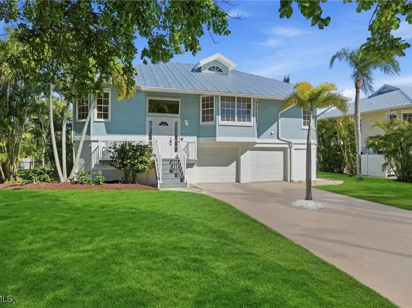 27781 Forester Dr, Bonita Springs, FL 34134