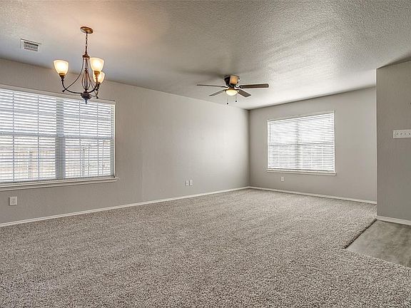 4th image of 8625 Scotts Bluff Ct