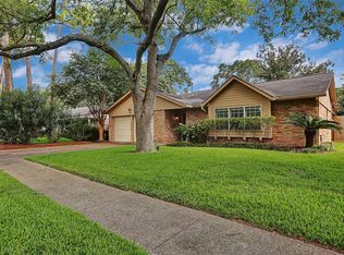 9306 Beverlyhill St, Houston, TX 77063