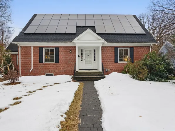 235 Lincoln Ave, Amherst, MA 01002