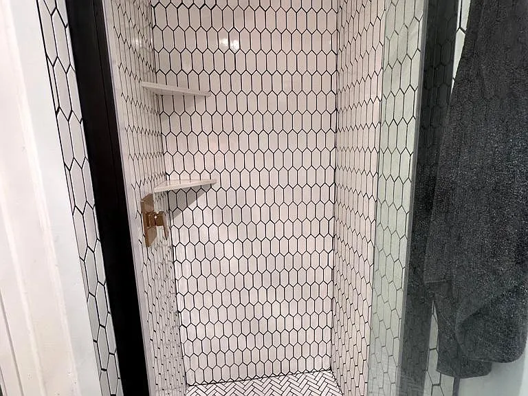 2020 Diamond St #8 — Photo 9