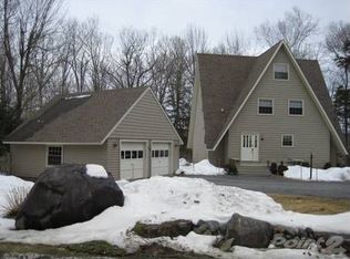 69 Heritage Rd, Oakland, ME 04963