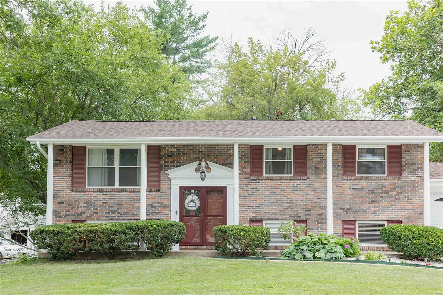 1220 Rivoli Dr photo 1