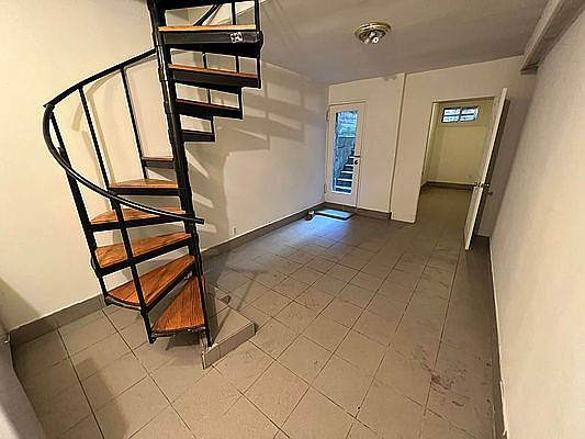 3rd image of 345 E 72nd St APT 1C
