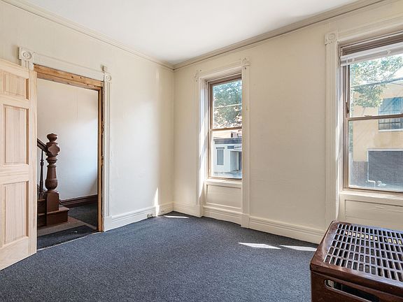 2nd image of 28 Bradford St Unit 1