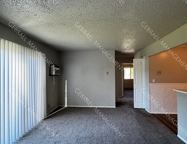 4430 E Mount Morris Rd — Photo 22