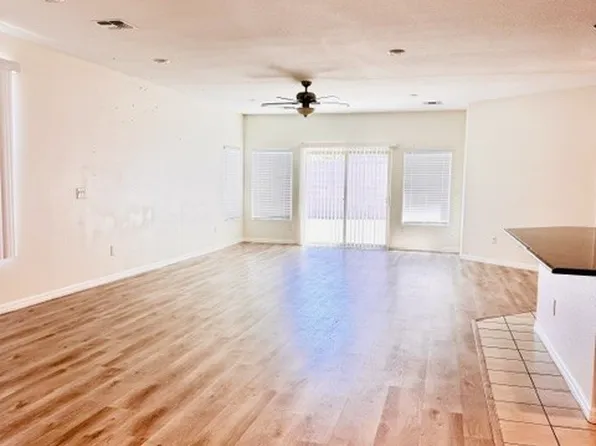 681 Steep Canyon Ave, Las Vegas, NV 89183