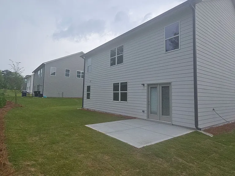 306 Thompson Ridge Ln — Photo 7