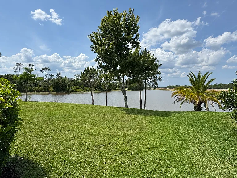 465 Grande Sunningdale Loop — Photo 25