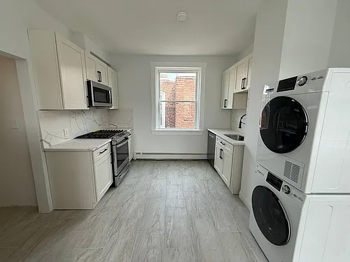 59 Lubec St #4S Photo 1