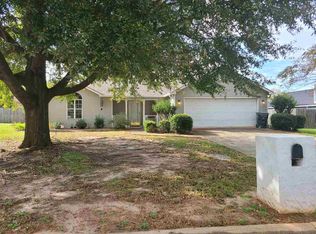 1125 Thornblade Dr, Warner Robins, GA 31088