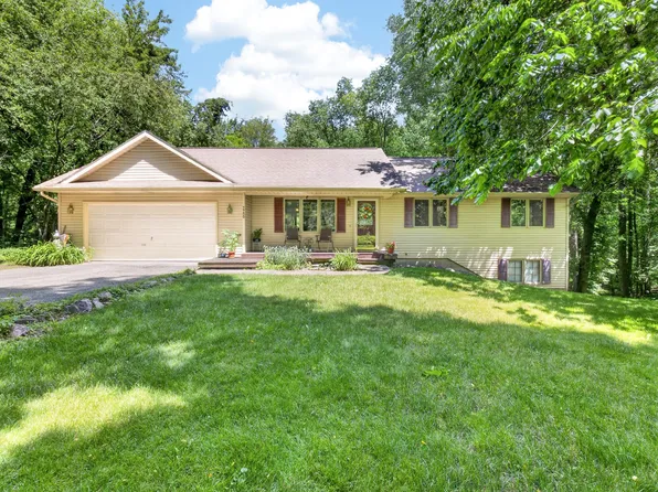 7750 N 32nd St, Richland, MI 49083