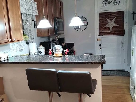 4th image of 623 Washington Blvd APT 1S