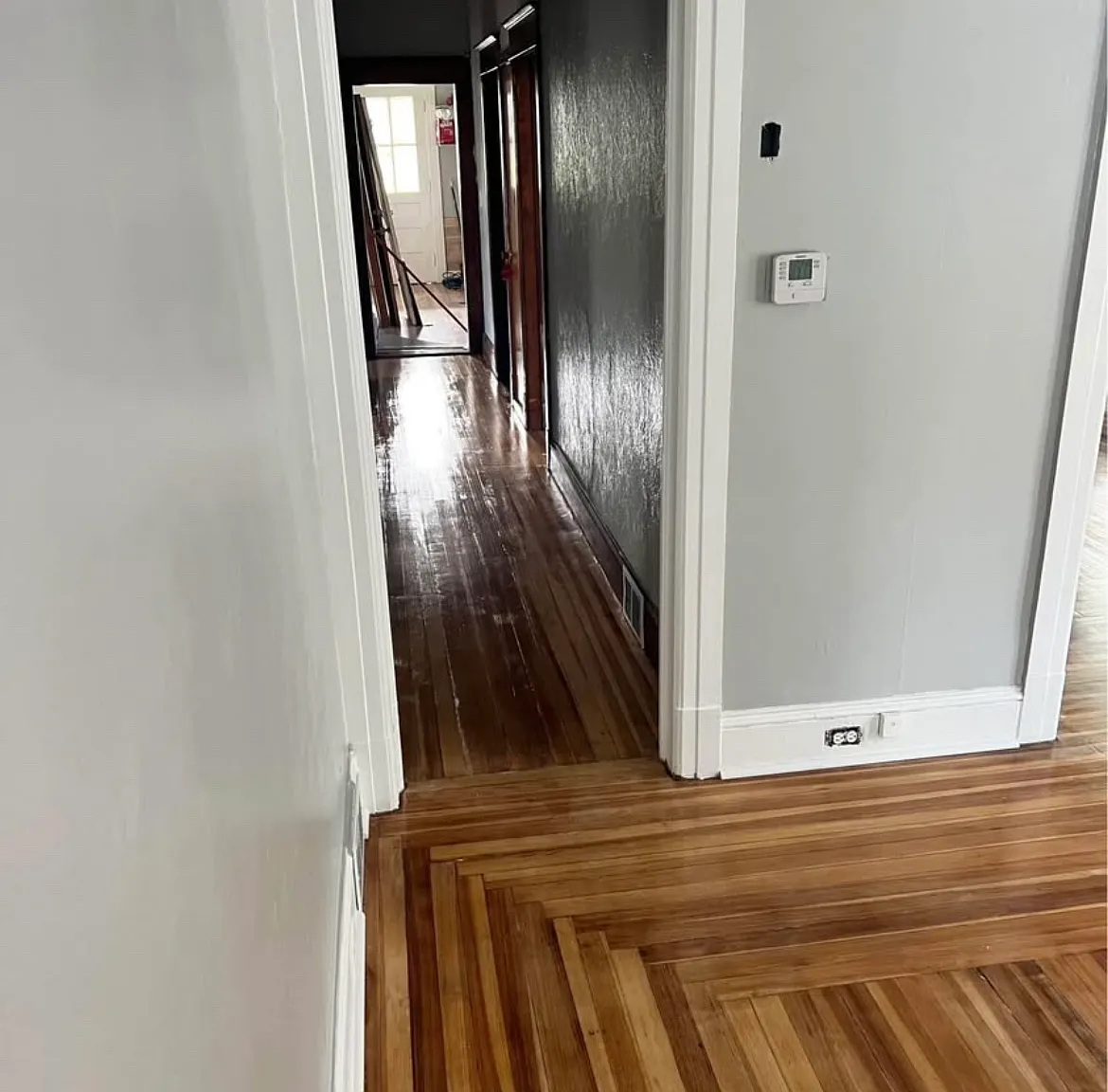 4 bed, 1000 sqft, $2,099 — Photo 3