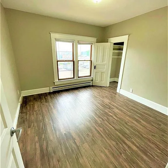 715 S Dewey St #1/2 — Photo 3