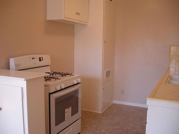 5th image of 118 N Lamer St APT C