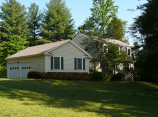 2520 Cedar Ridge Ln, Charlottesville, VA 22901