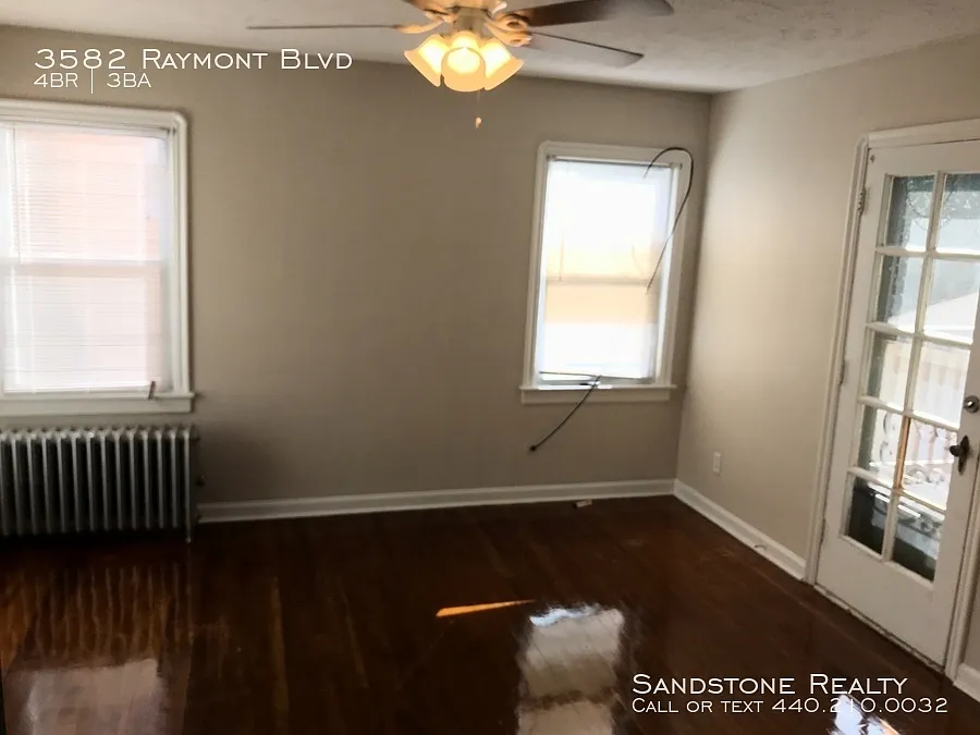3582 Raymont Blvd photo 1