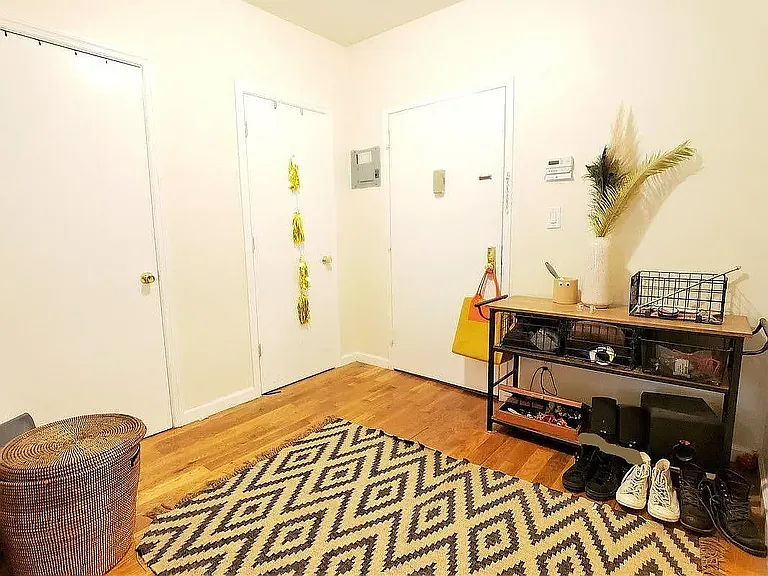 813 Dekalb Ave #2A — Photo 4