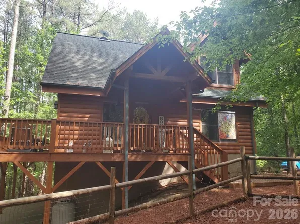106 Lake Terrace Dr, Nebo, NC 28761