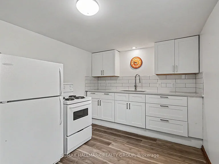 29 Gore St W #4 — Photo 6