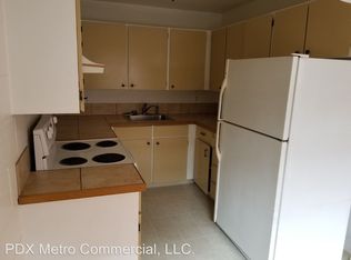 8614 SE 17th Ave APT 1, Portland, OR 97202