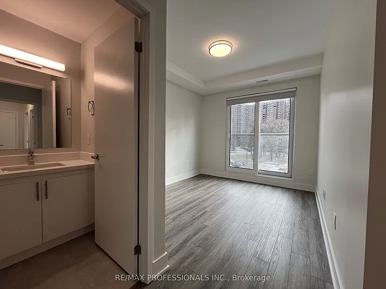 62 Dixfield Dr #123 — Photo 22