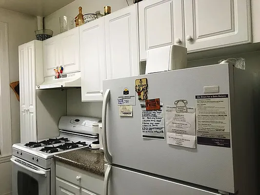 Rented by Prime Realty | media 18