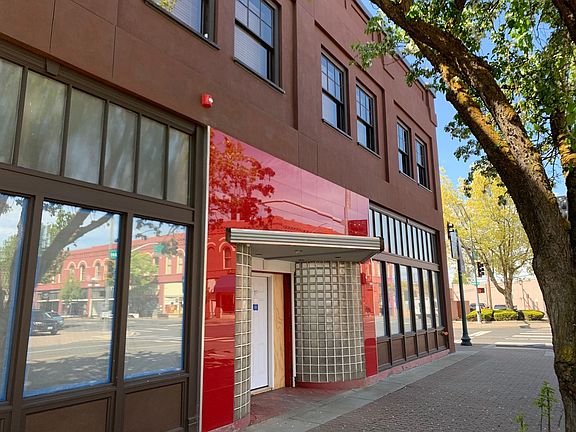 2nd image of 116 W 3rd Ave #204