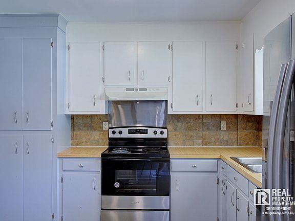 4th image of 110 Duncan Ct