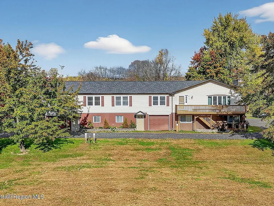 131 Barbarosa Ln