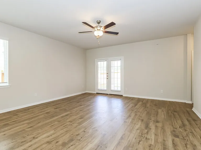 15578 Caramel Springs Dr — Photo 5