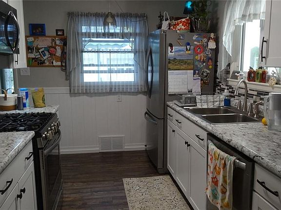 5th image of 3413 Stough Ave