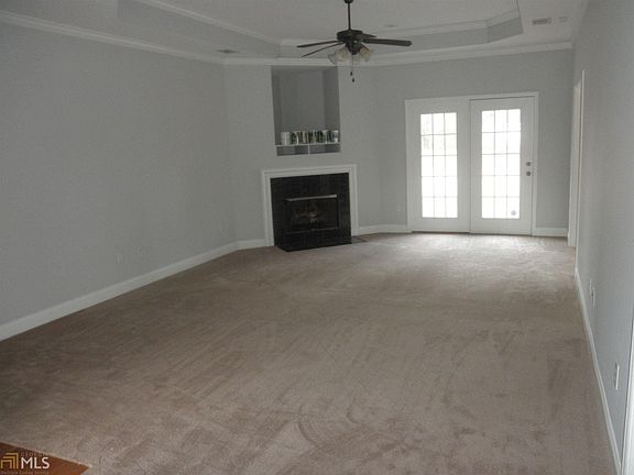 3rd image of 2074 Pinemount Blvd