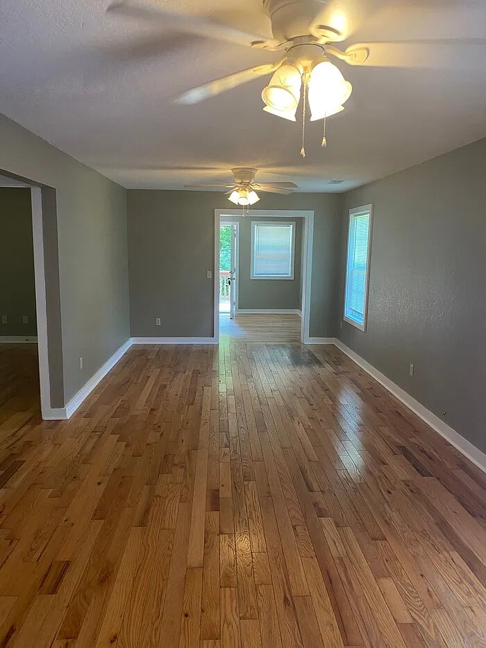 3 bed, 2.0 bath, 1274 sqft, $1,200 — Photo 4
