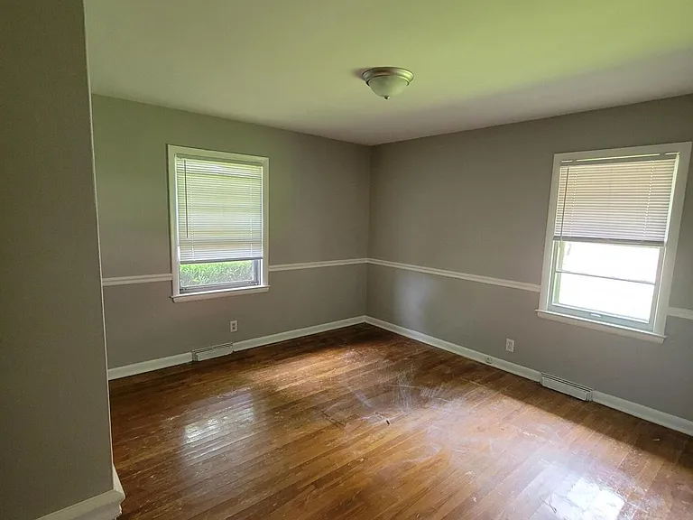 1728 Shenandoah Dr — Photo 6