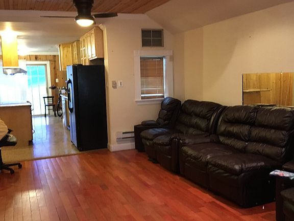 2nd image of 723 McKean St