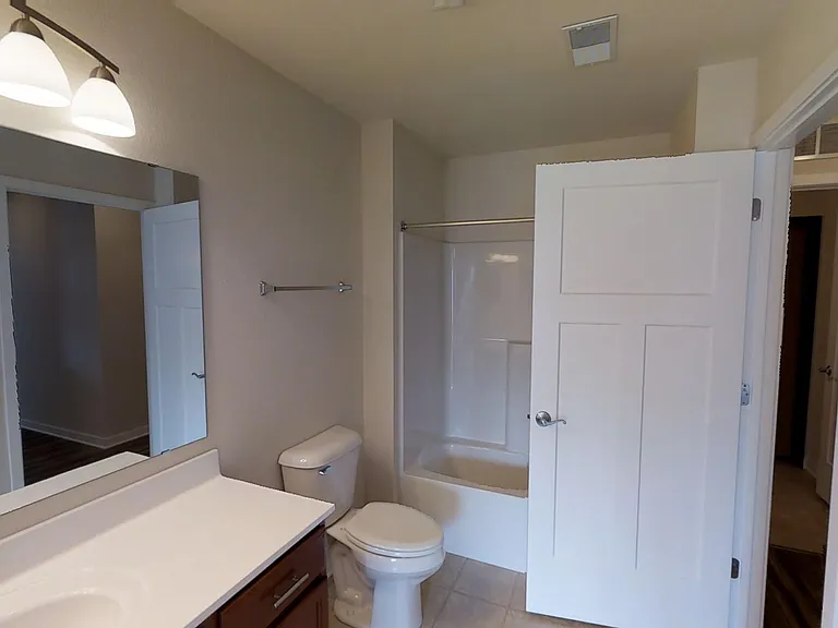720 Cedar Bluffs Way #12 — Photo 6