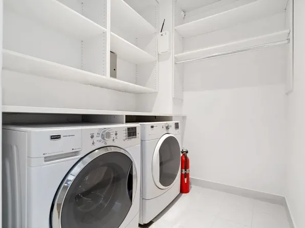 239 Bleecker Street image 4 of 5