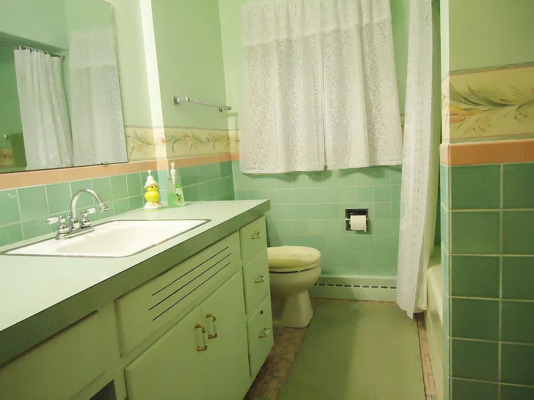 4402 Herrick Ln — Photo 11