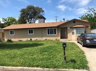 141 S Vista St, Visalia, CA 93292