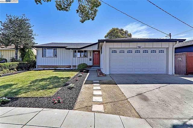 1st image of 31412 Meadowbrook Ave