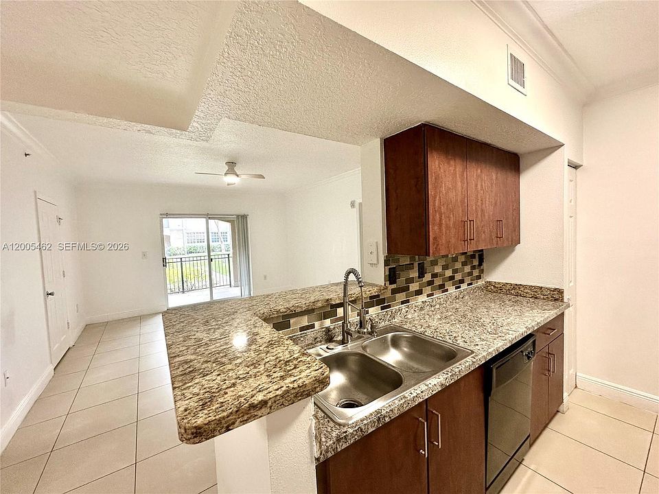 1st image of 215 SW 117th Ter #14104