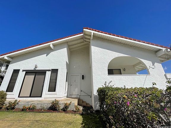 2nd image of 1499 Alencastre St