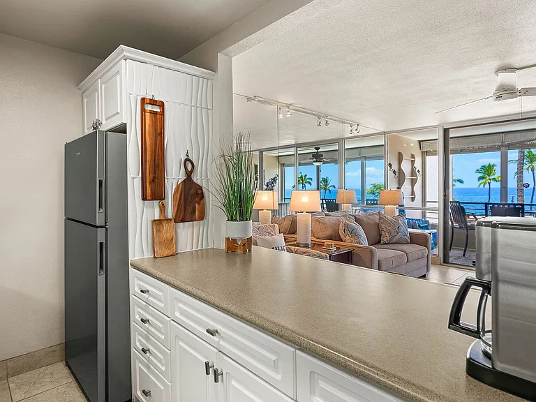 S Kihei Rd — Photo 19