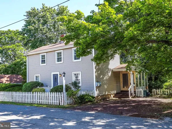 40 S Canal St, Yardley, PA 19067