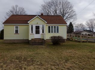 2100 Jackson Ave, Ishpeming, MI 49849