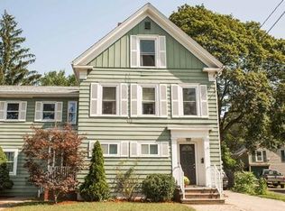 115 Elm St #B, Amesbury, MA 01913