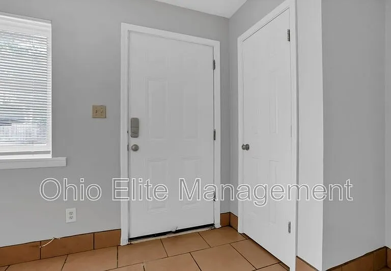 2844 Baughman Ave — Photo 5
