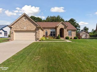 5337 Sequoia Ct, Grand Blanc, MI